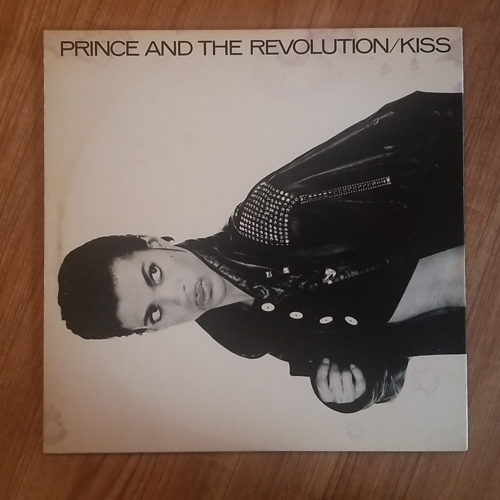 PRINCE AND THE REVOLUTION / KISS ALBUM